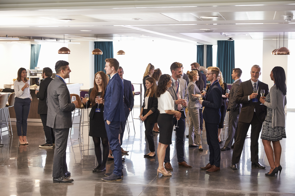 Delegates,Networking,At,Conference,Drinks,Reception